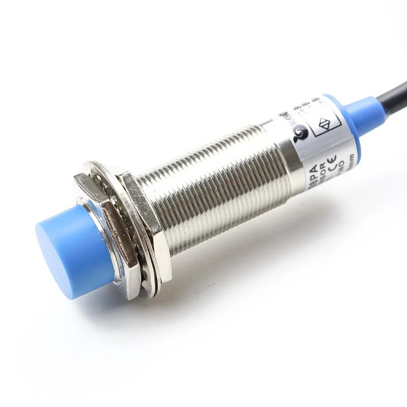 Inductive proximity sensor